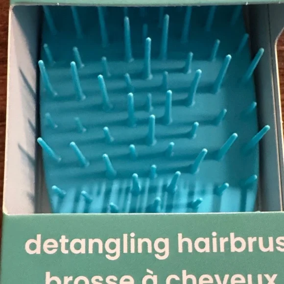 Tangle Teezer Detangling Hairbrush Extra Gentle in Turquoise - Picture 9 of 13